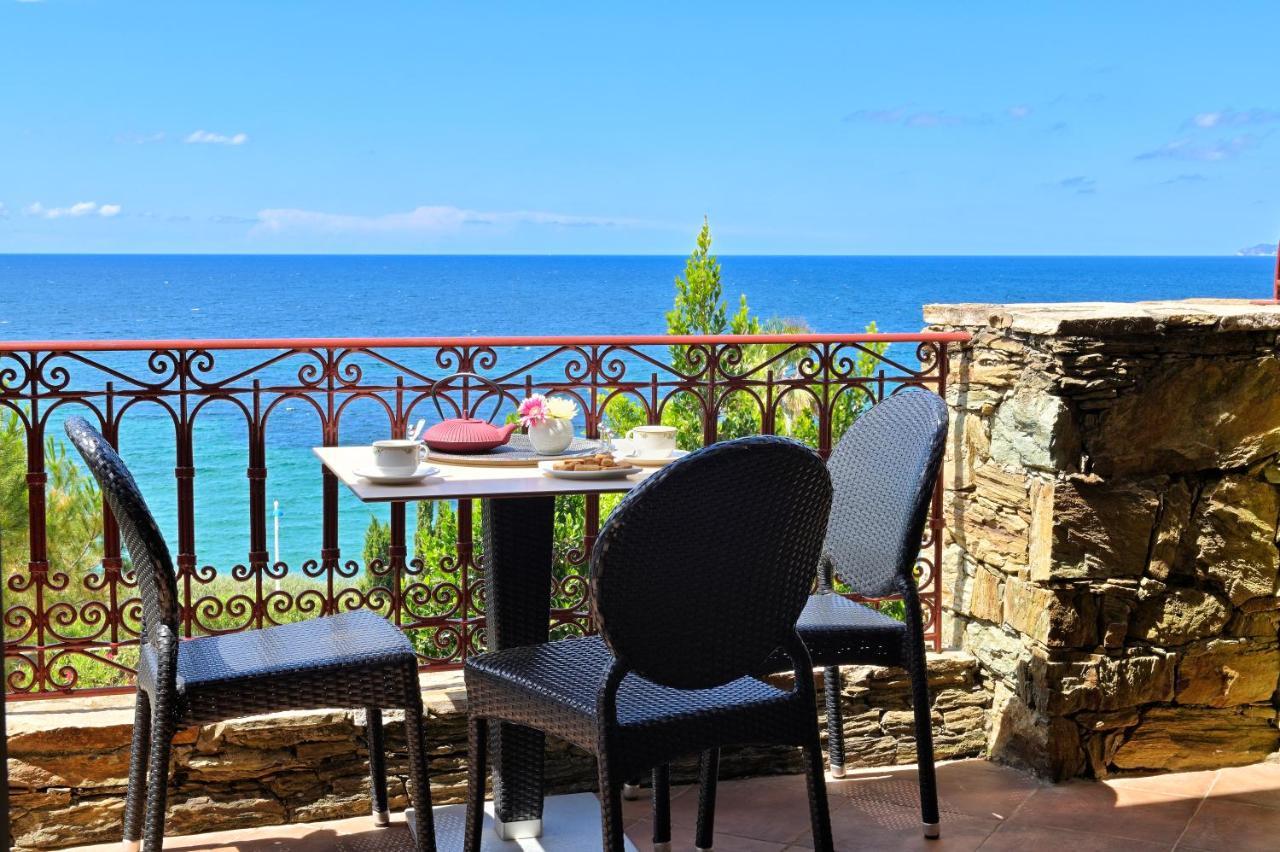 Hotel Demeure Loredana Сен-Флоран Екстер'єр фото