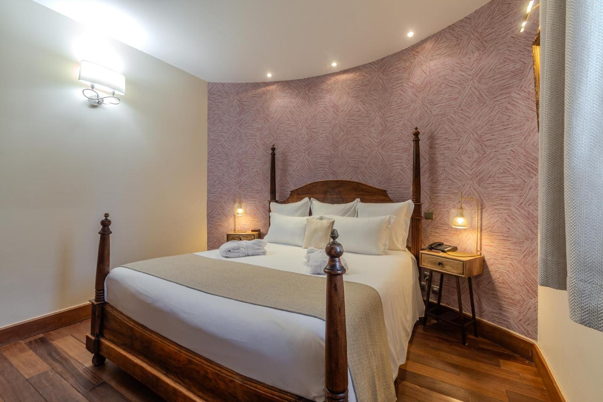 Hotel Demeure Loredana Сен-Флоран Екстер'єр фото