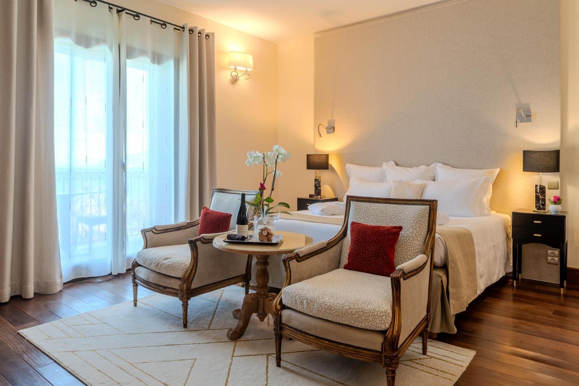 Hotel Demeure Loredana Сен-Флоран Екстер'єр фото