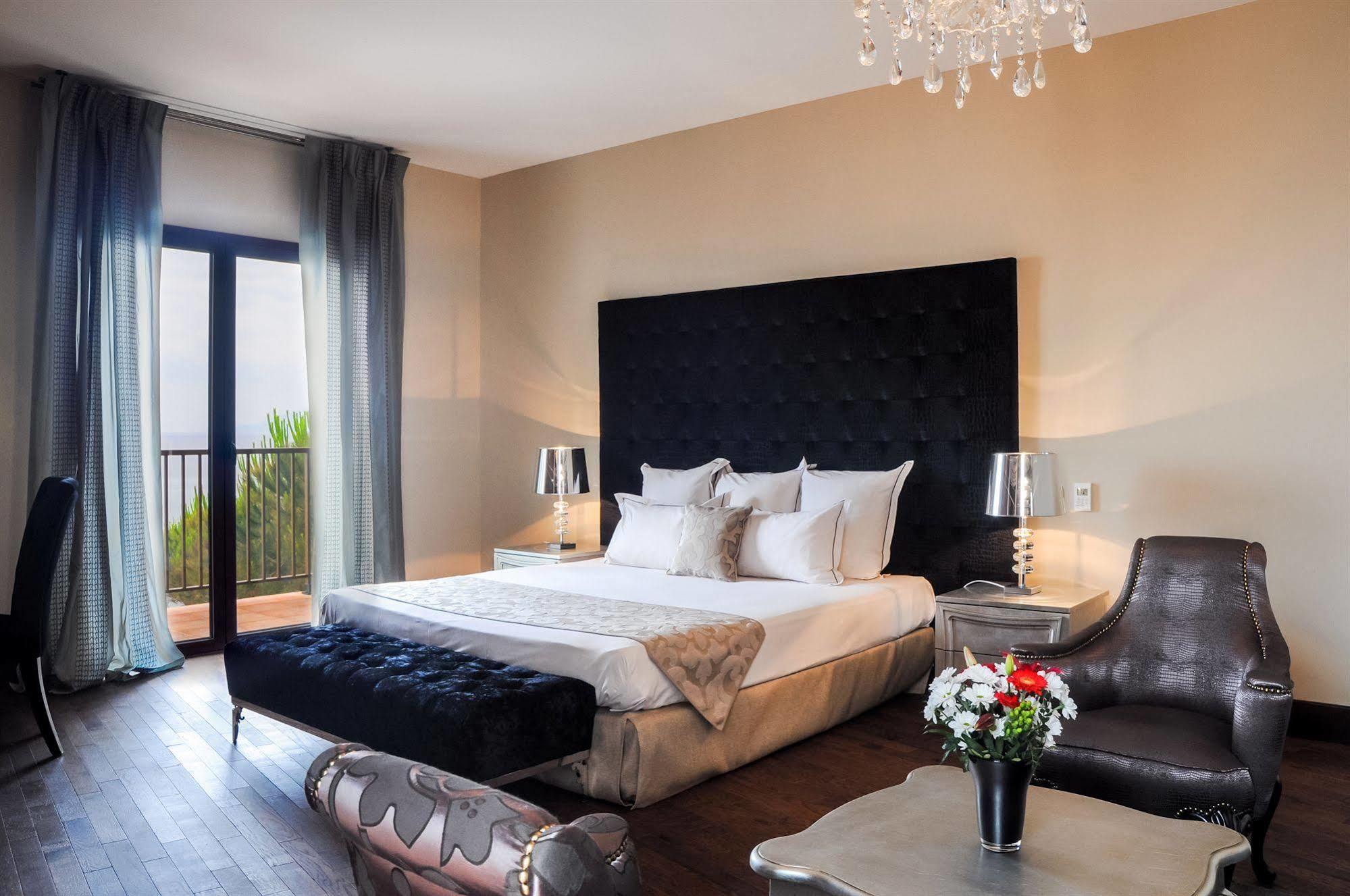 Hotel Demeure Loredana Сен-Флоран Екстер'єр фото